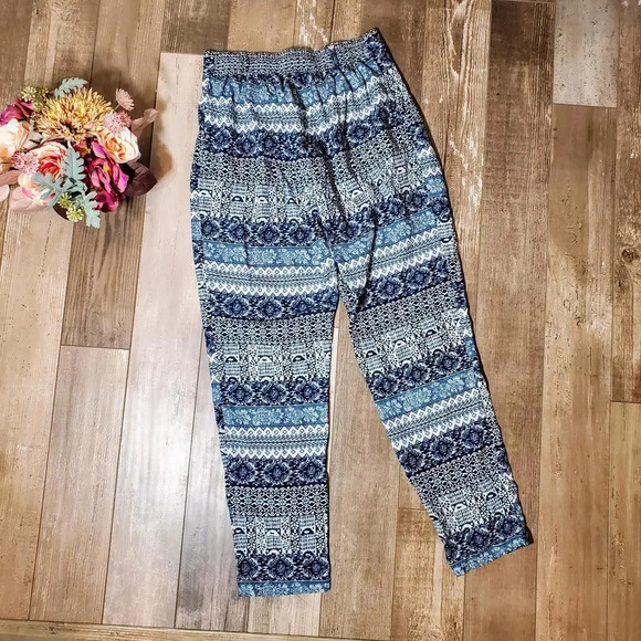 Deal Jeans Blue & White Women's Size Large Graphic Boho Pants - Picture 9 of 12
